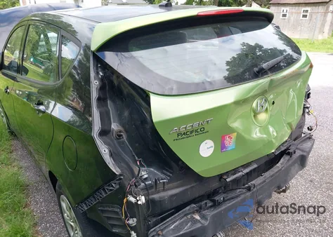 2014 Hyundai Accent Se z USA, uszkodzony, nr VIN KMHCU5AE0EU148315